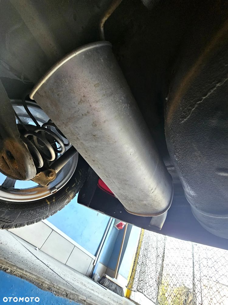 Ford Fiesta 1.25 Ghia EU5 - 10
