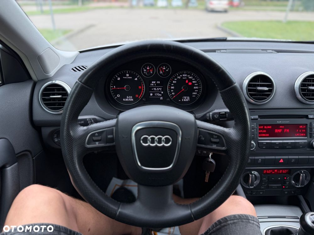 Audi A3 Sportback 2.0 TDI DPF quattro Attraction - 32