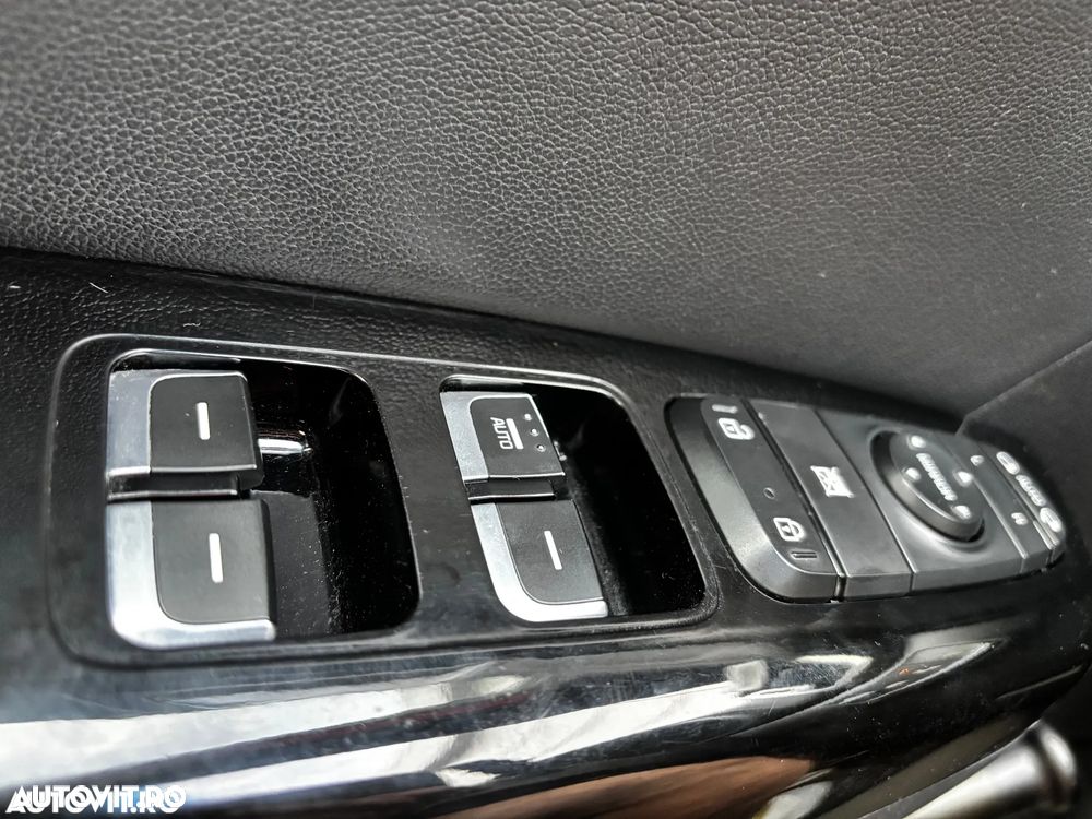 Kia Sportage - 14