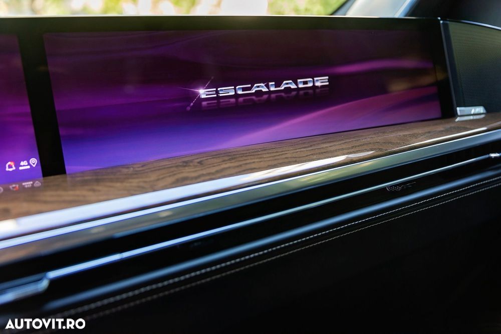 Cadillac Escalade - 18