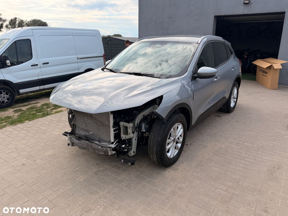 Ford Kuga 2.5 Duratec FHEV TITANIUM X - 2