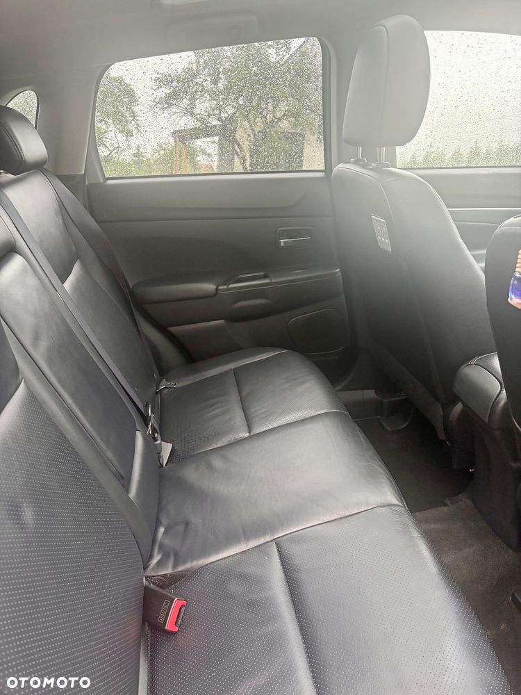 Mitsubishi ASX 1.8 DID Instyle 4WD AS&G - 14