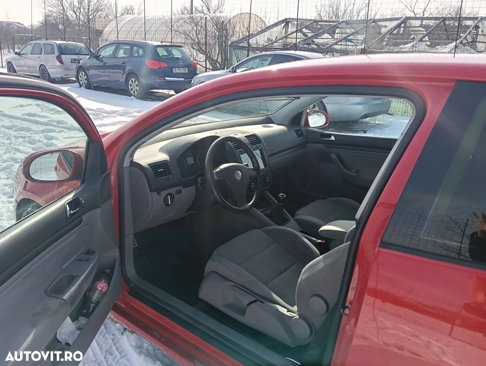 Volkswagen Golf 2.0 FSI Sportline - 9