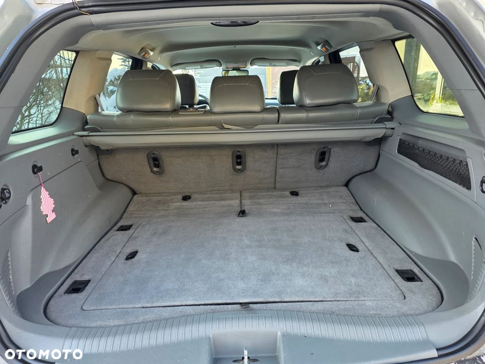 Jeep Grand Cherokee - 29