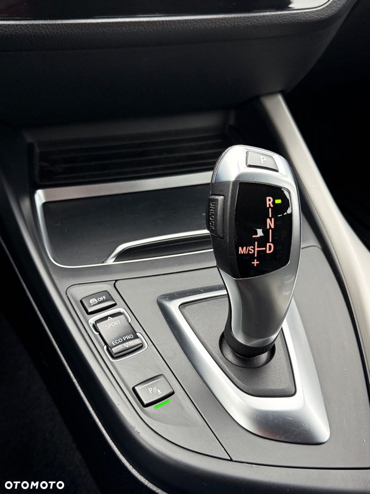 BMW Seria 1 116d M Sport Shadow - 24