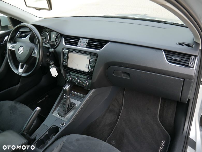 Skoda Octavia 2.0 TDI 4x4 DSG Scout - 6