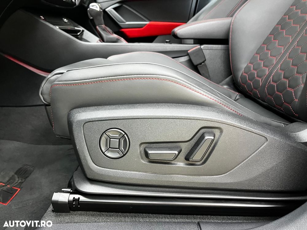 Audi RS Q3 RSQ3 ack quattro S tronic - 25