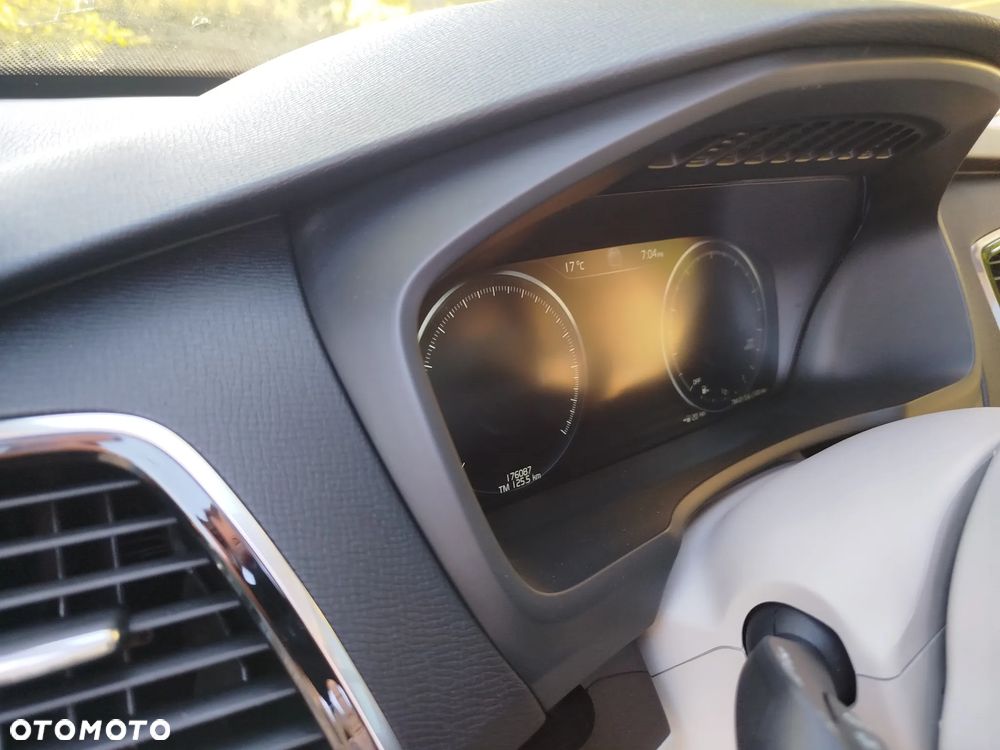 Volvo XC 90 T6 AWD Geartronic Momentum - 11