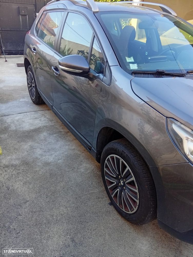 Peugeot 2008 1.2 PureTech Active - 5