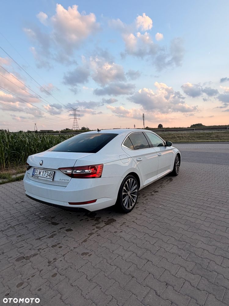 Skoda Superb 2.0 TDI SCR L&K DSG - 3