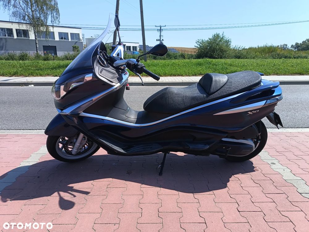 Piaggio X10 - 2