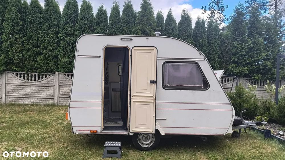 Inny RC Caravan Piccolo 320 - 1