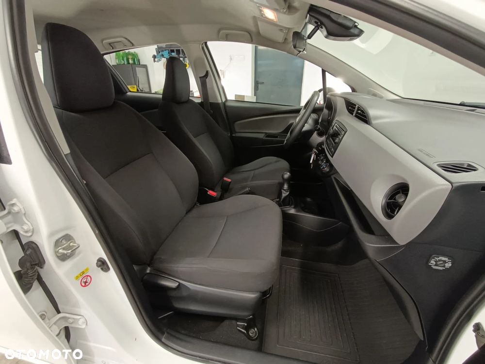 Toyota Yaris 1.0 Life EU6 - 14
