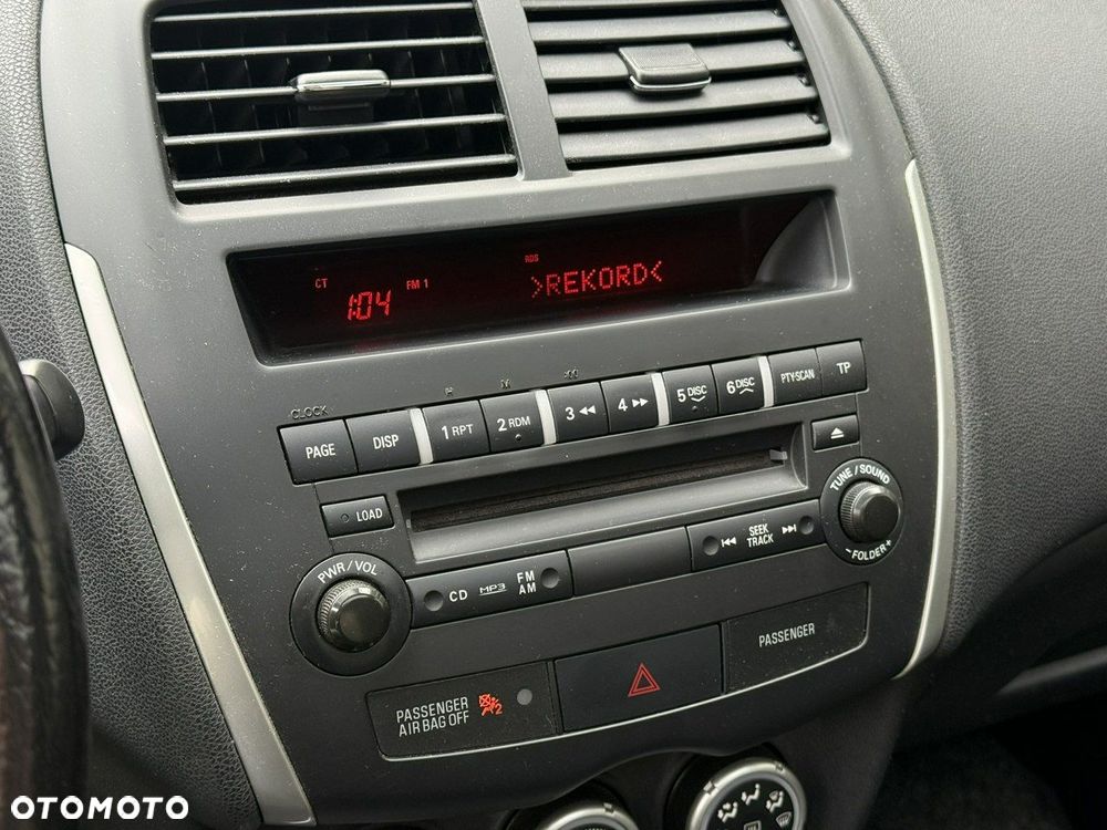 Mitsubishi ASX - 15