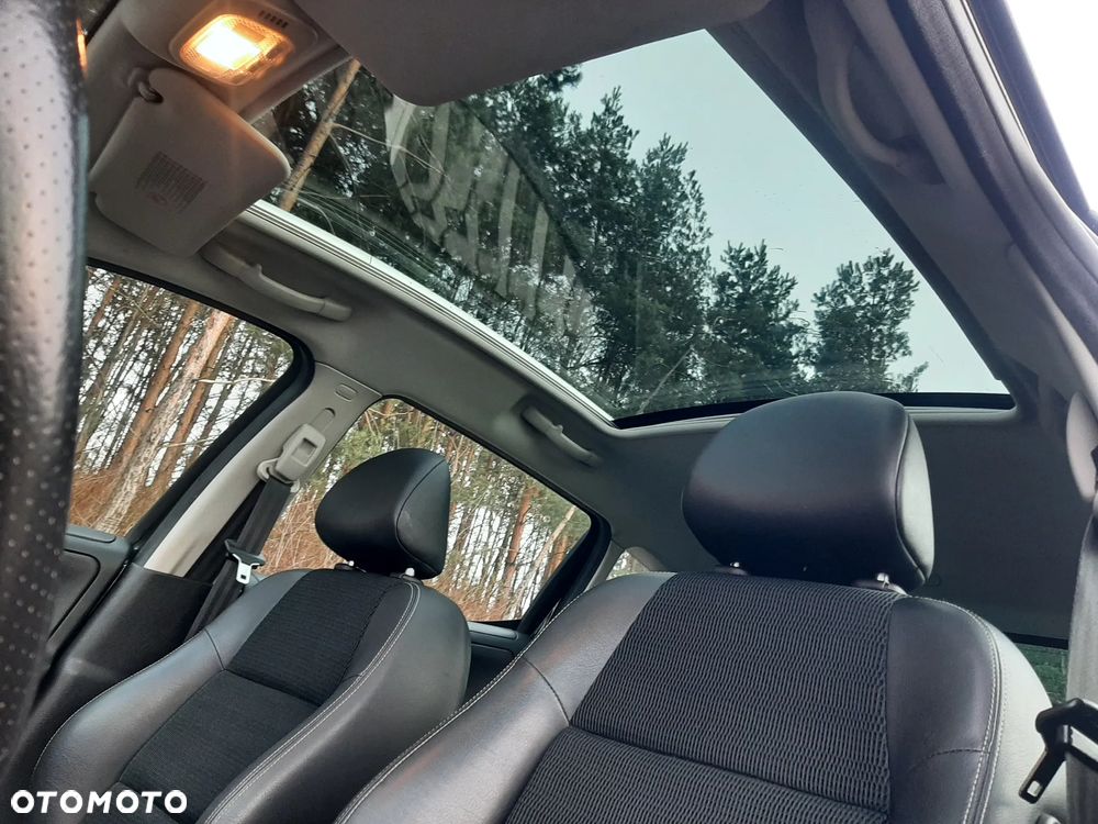 Peugeot 207 ver-110-hdi-fap-blue-lion-platinum - 9