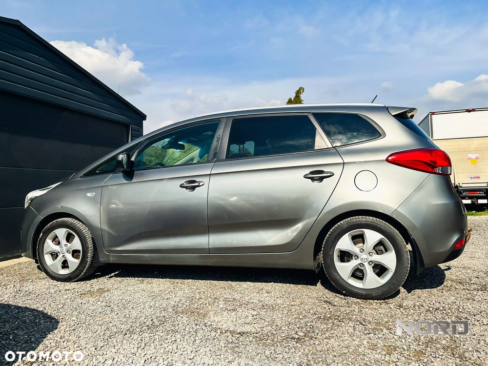 Kia Carens 1.6 GDI L - 7
