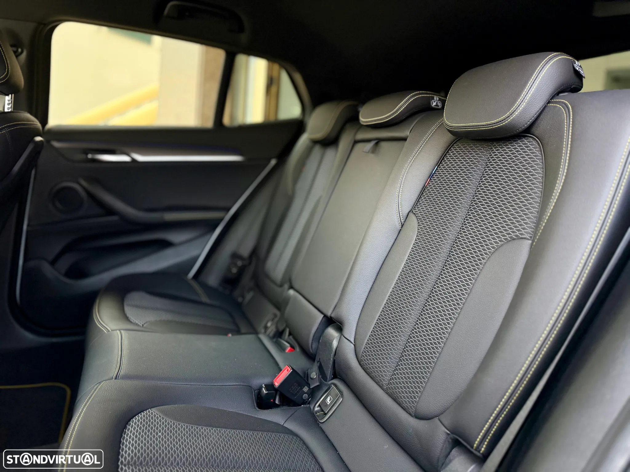 BMW X2 16 d sDrive Auto X Pack M - 14