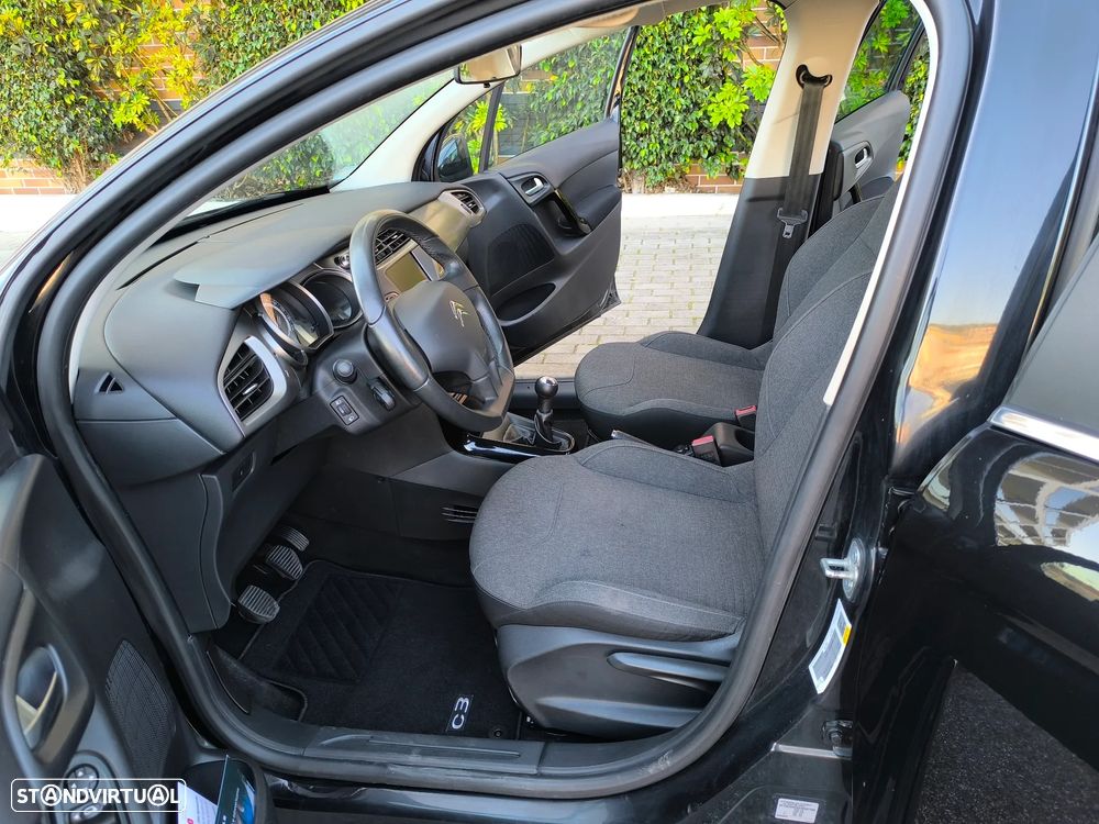 Citroën C3 1.2 PureTech Shine - 18