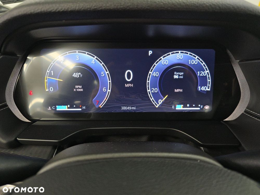 Jeep Grand Cherokee - 8