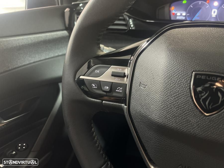 Peugeot 308 1.2 PureTech Allure Pack - 19