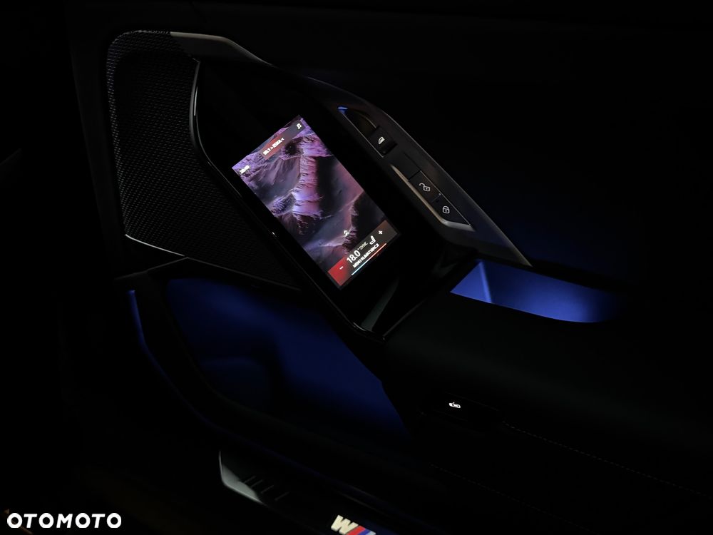 BMW Seria 7 740i - 27