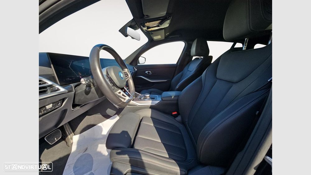 BMW 330 e Pack Desportivo M Auto - 10