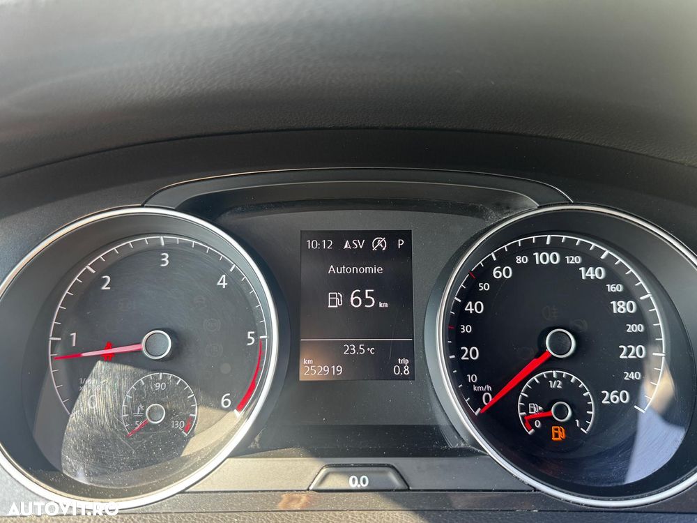 Volkswagen Golf 1.6 TDI (BlueMotion Technology) DSG Trendline - 12