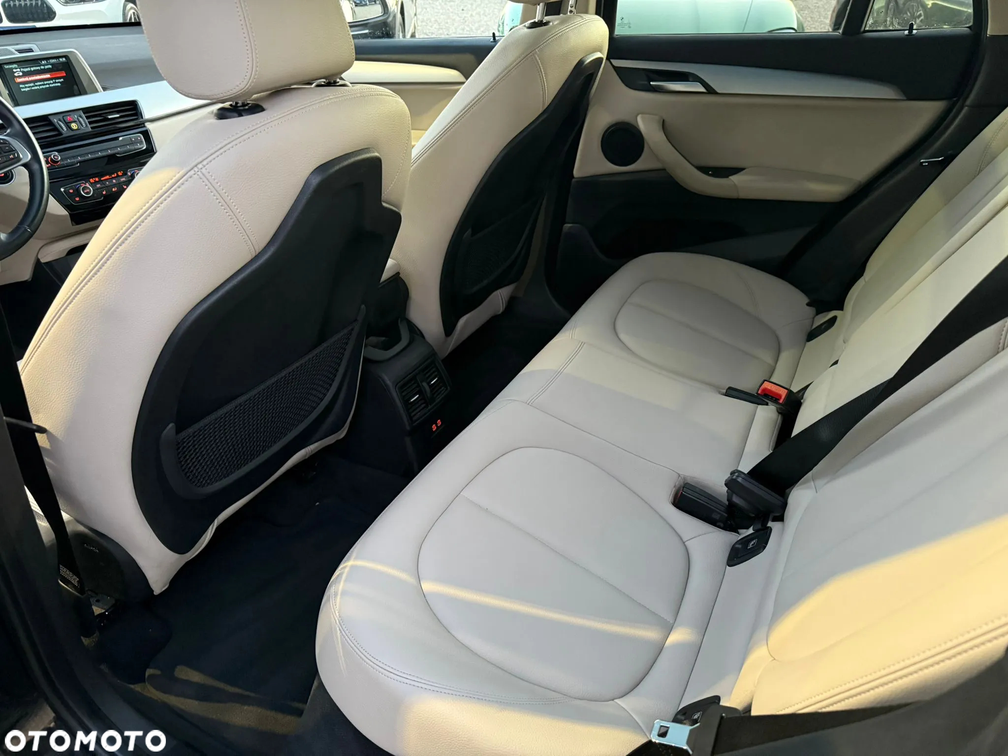 BMW X1 - 14