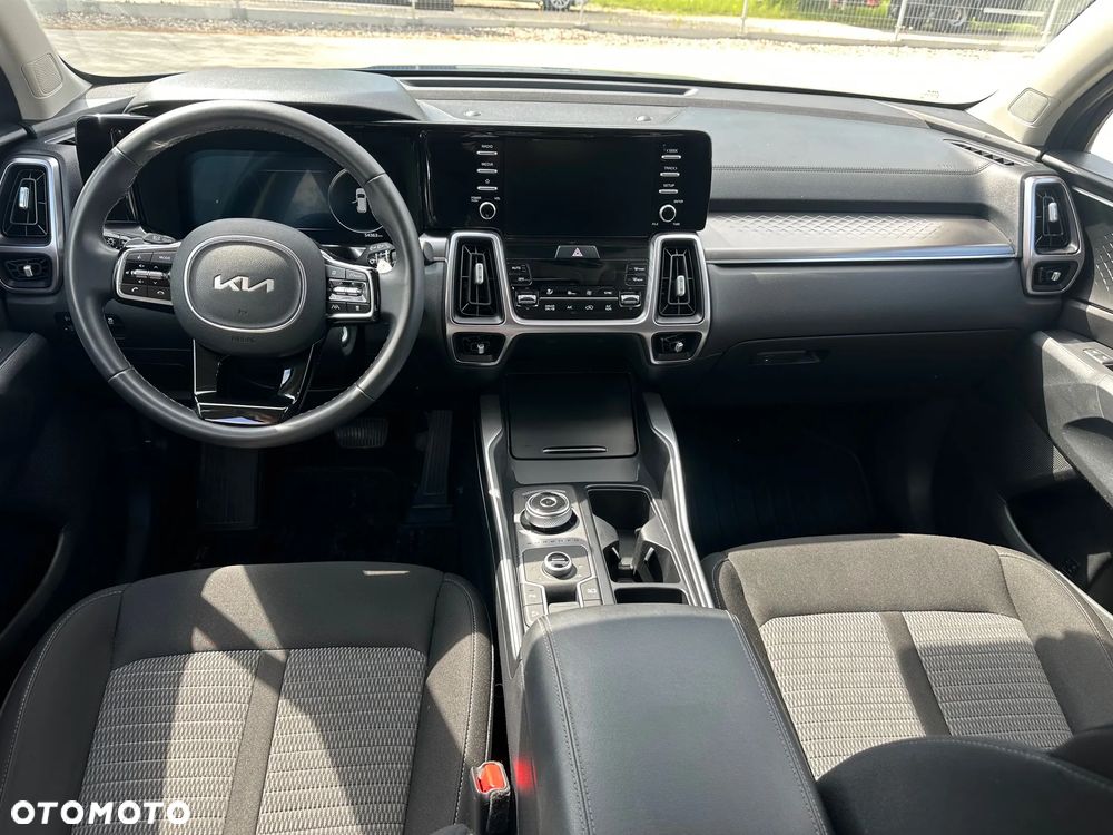 Kia Sorento - 10