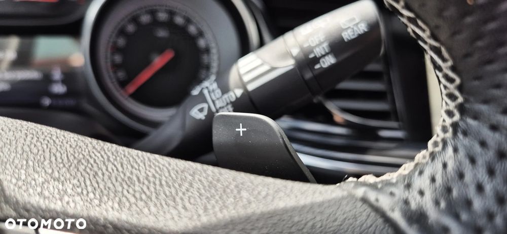 Opel Insignia 2.0 BiTurbo D 4x4 Automatik Ultimate Exclusive - 29