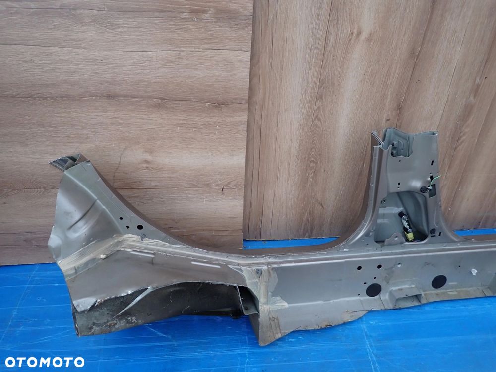 NISSAN NOTE E11 06-11 PRÓG LEWY C30 - 9