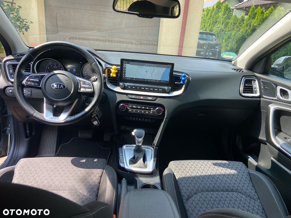 Kia Ceed 1.5 T-GDI DCT7 OPF Vision - 11