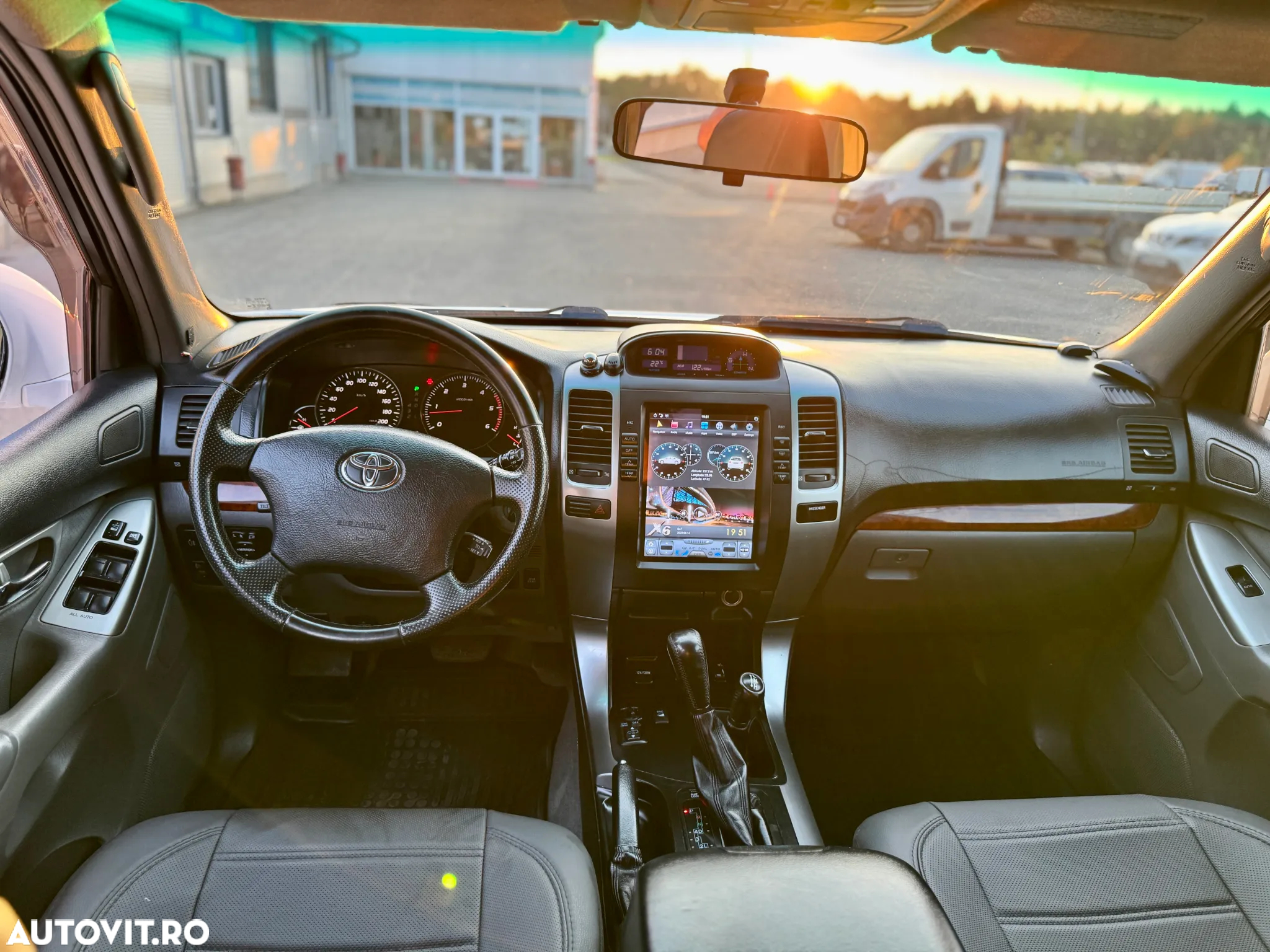 Toyota Land Cruiser 3.0 TD-4D Aut cu TEMS VIP - 9