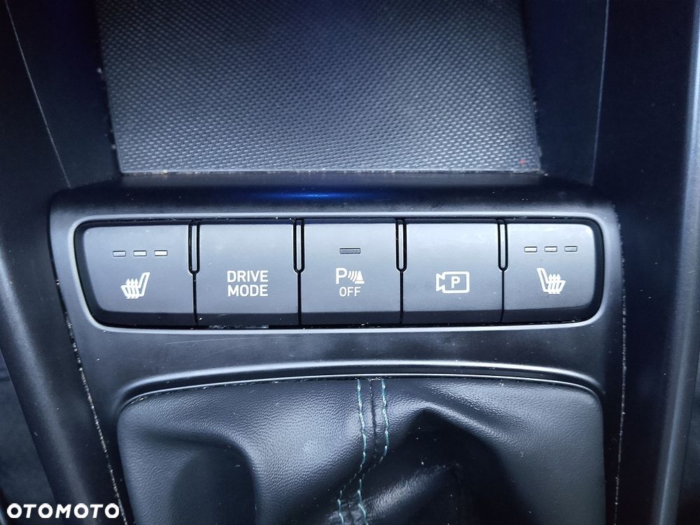 Hyundai Bayon 1.0 T-GDI Connect & Go - 20