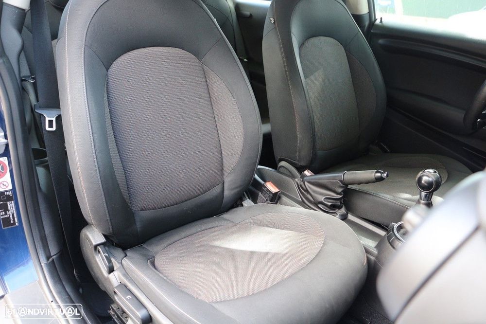 MINI 3 Portas One - 16