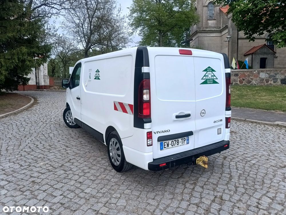 Opel Vivaro - 9