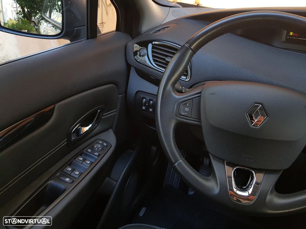Renault Scénic 1.5 dCi Exclusive SS - 22