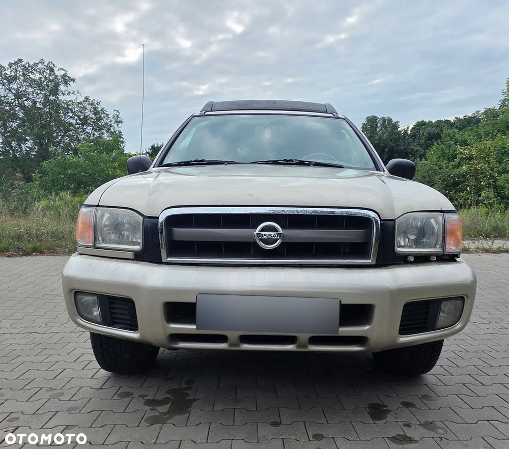 Nissan Pathfinder 3.5 V6 - 4