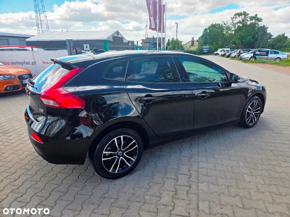 Volvo V40 D2 Momentum - 8