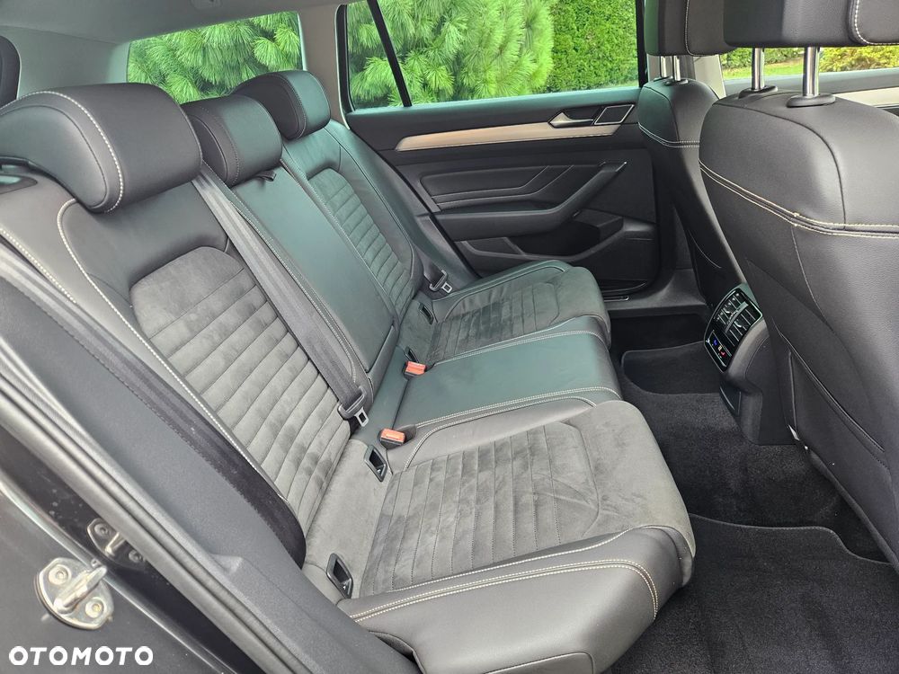 Volkswagen Passat - 22
