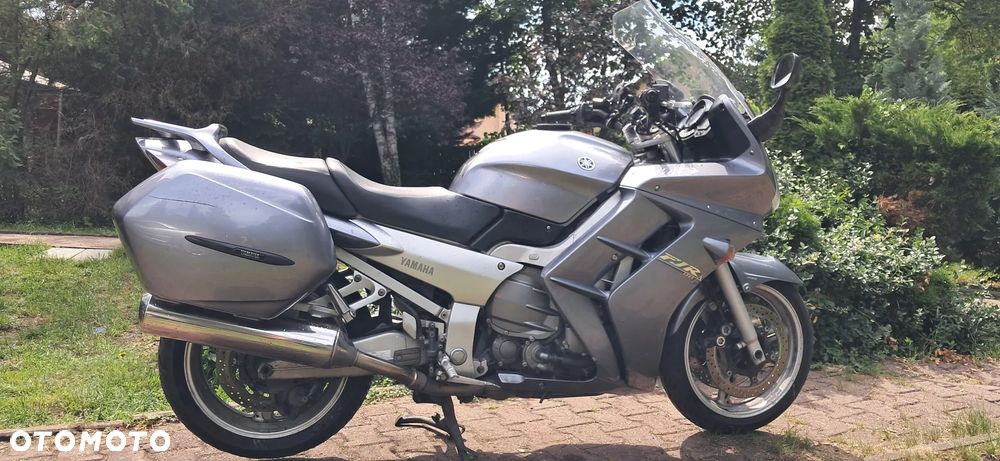 Yamaha FJR - 7