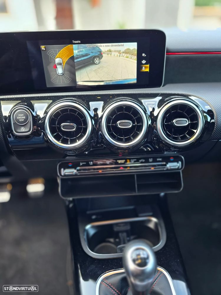 Mercedes-Benz A 180 d AMG Line - 9