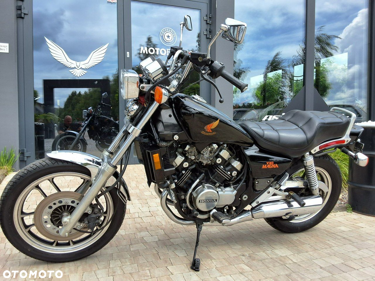 Honda VF - 15