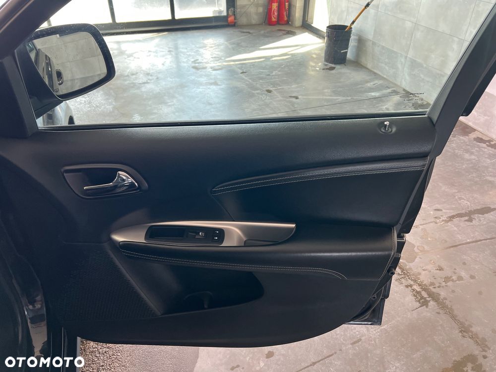 Fiat Freemont 2.0 Multijet Lounge - 29