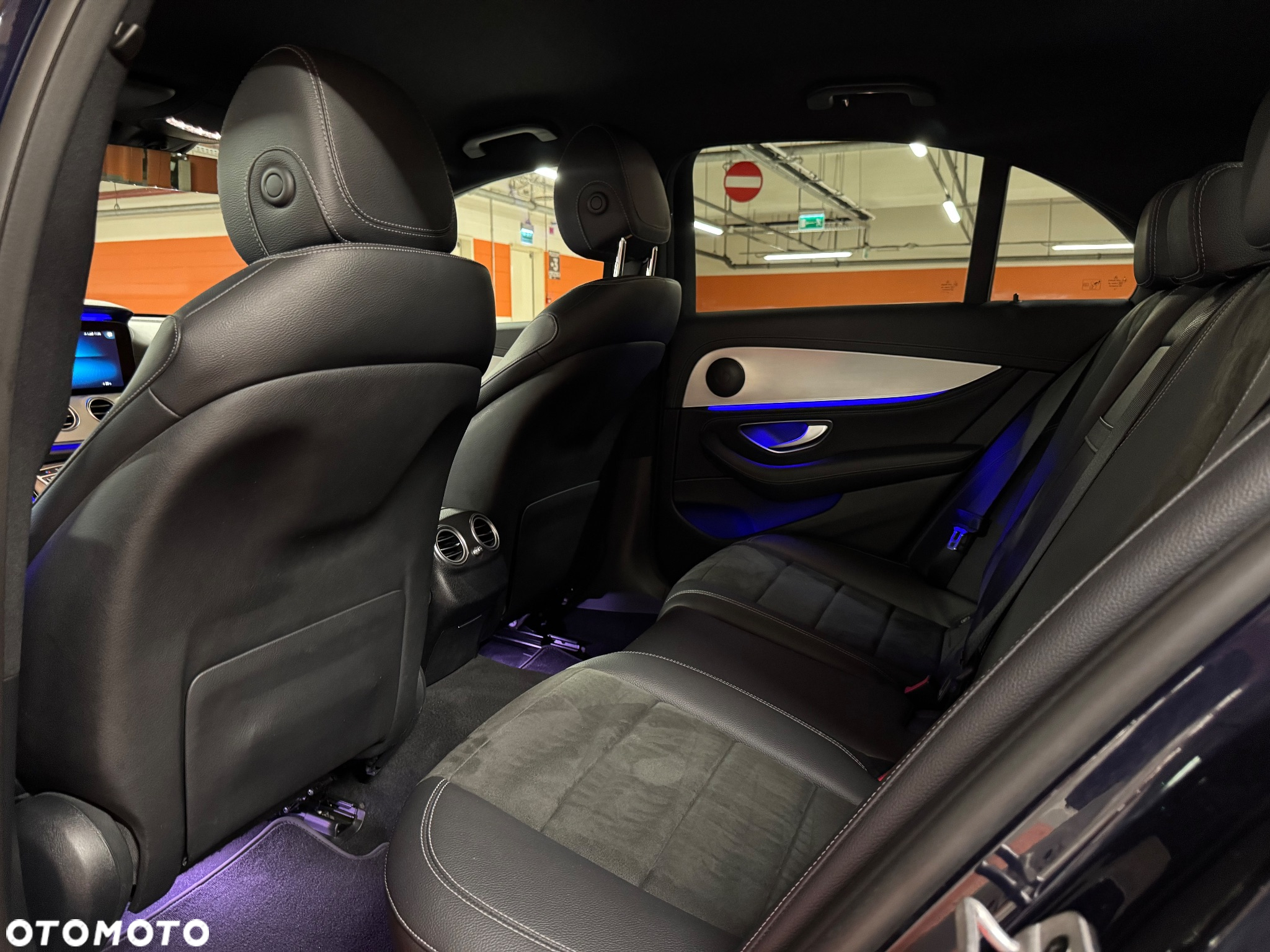 Mercedes-Benz Klasa E 220 d 4-Matic AMG - 17
