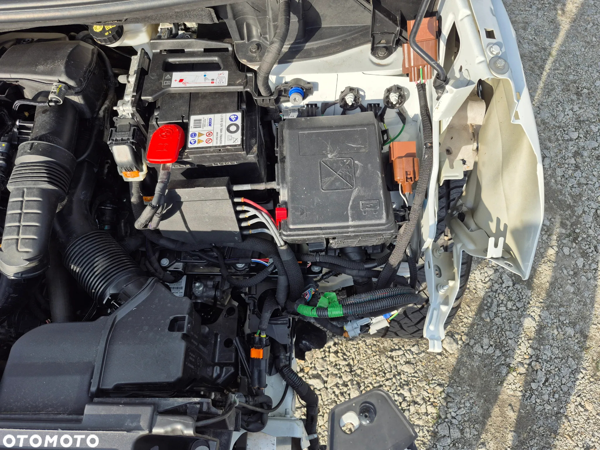 Peugeot 3008 1.5 BlueHDi Allure Pack S&S EAT8 - 24