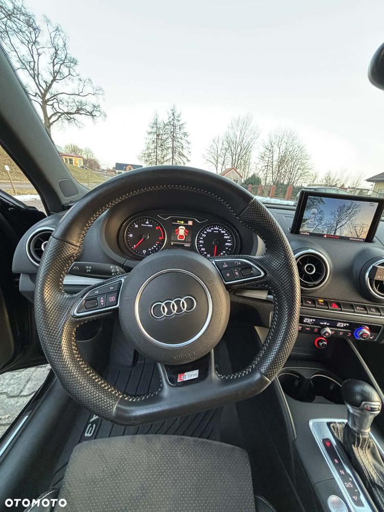 Audi A3 Sportback 2.0 TDI (clean diesel) quattro S tronic S line Sportpaket - 6