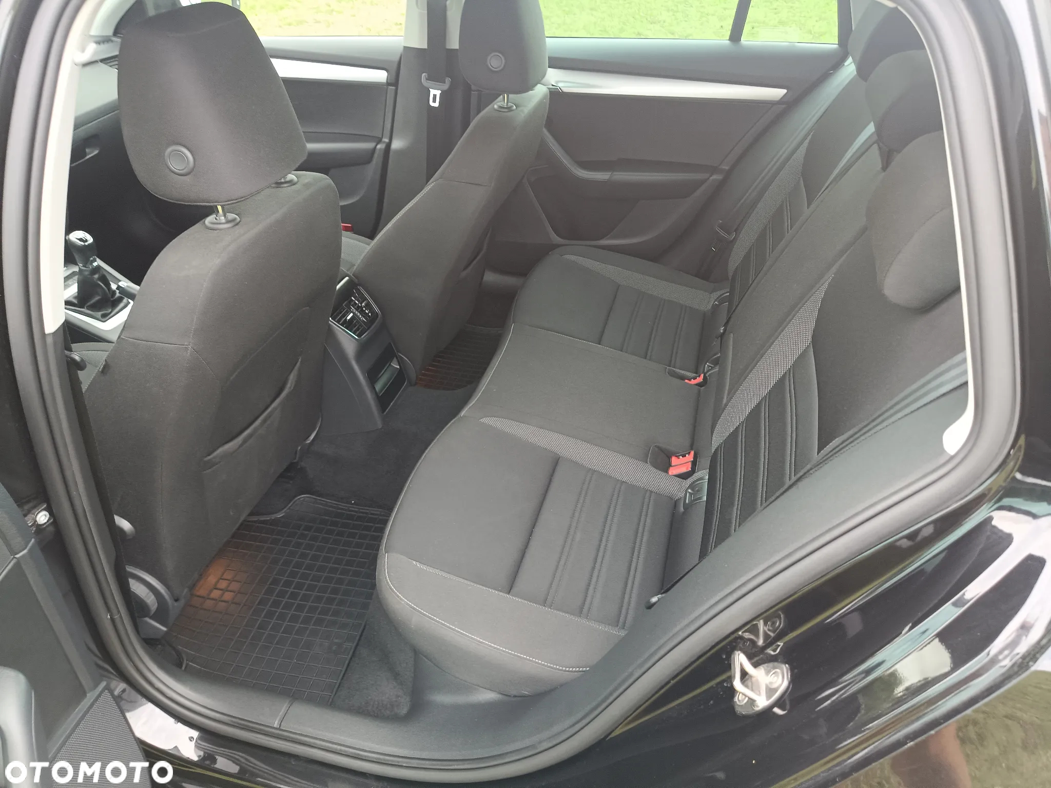Skoda Octavia 1.5 TSI ACT Business - 15