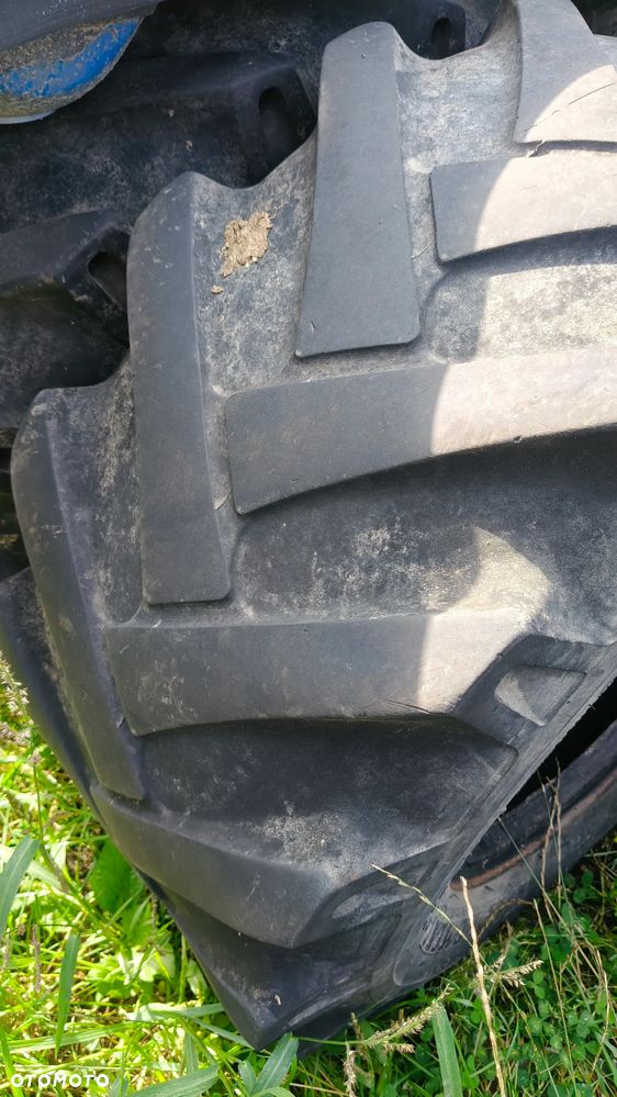 Opona opony 16.0/70-20 BKT 4 sztuki - 8