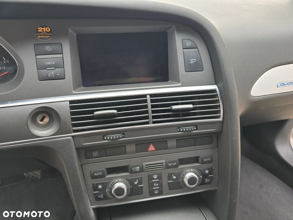 Audi A6 Avant 2.4 quattro - 22